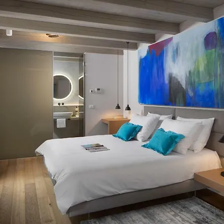 Luxury Town House Corto Bechera * Bale