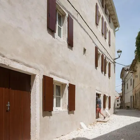 Luxury Town House Corto Bechera *